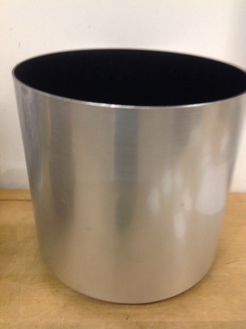 Planter-.12" Silver Plastic