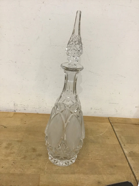 15" Cut Clear/Frosted Decanter