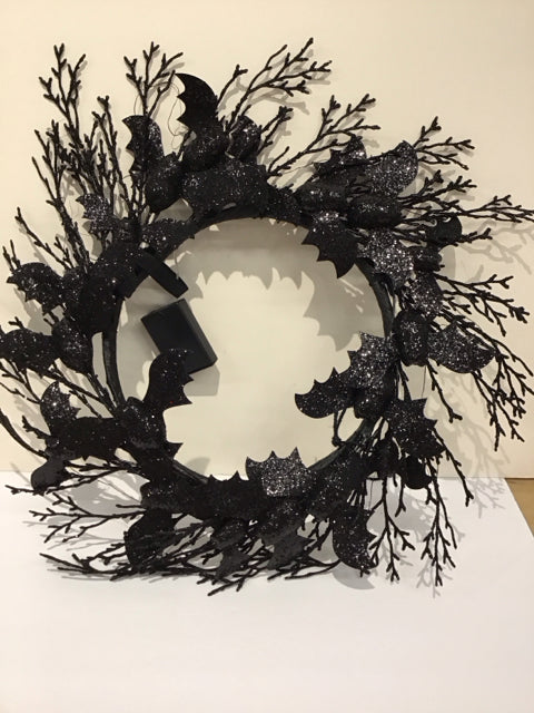 Black Bat Lighted Wreath