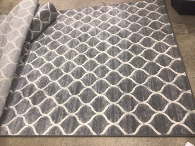 6'7" X 17' Couristan Arabesque Custom Area Polar Grey & White Rug
