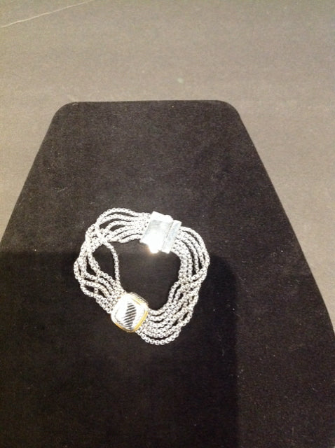Yurman Style Dangle Bracelet w/Square Motif