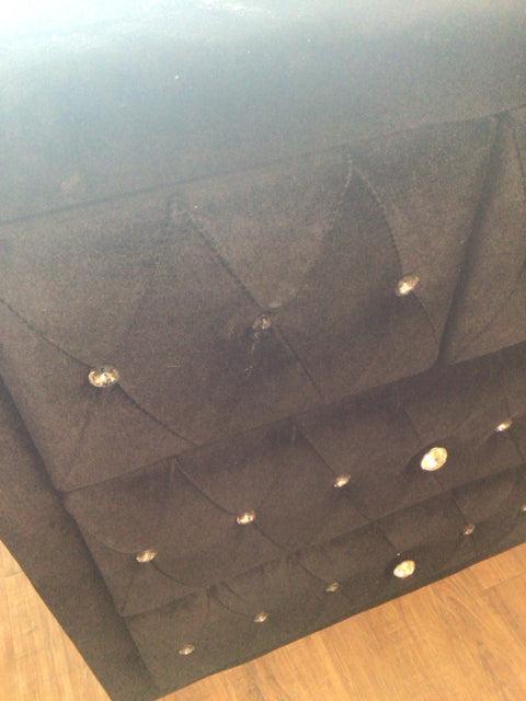 AS-IS 60.75" X 37.75" X 20" Coaster Furniture Deanna 7-Drawer Dresser
