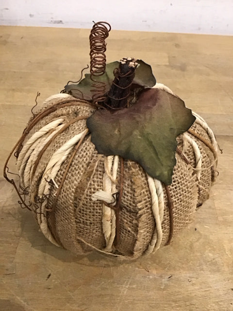 6" Burlap Decorative Pumkin