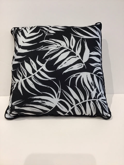 Black/White Leaf Design Pillow
