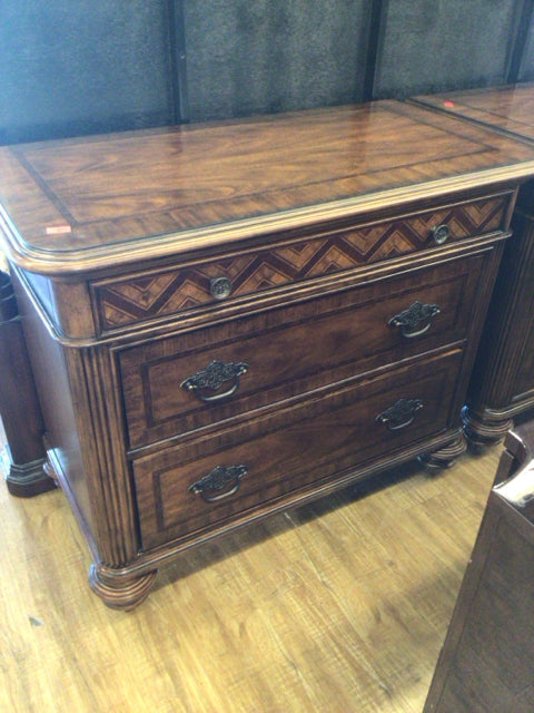 Thomasville Ernest Hemingway Three Drawer Bedside Chest