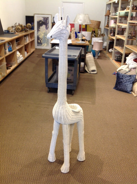 5' Vtg White Wicker Giraffe