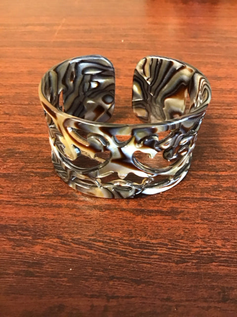Tortoise Shell Pattern Cuff Bracelet