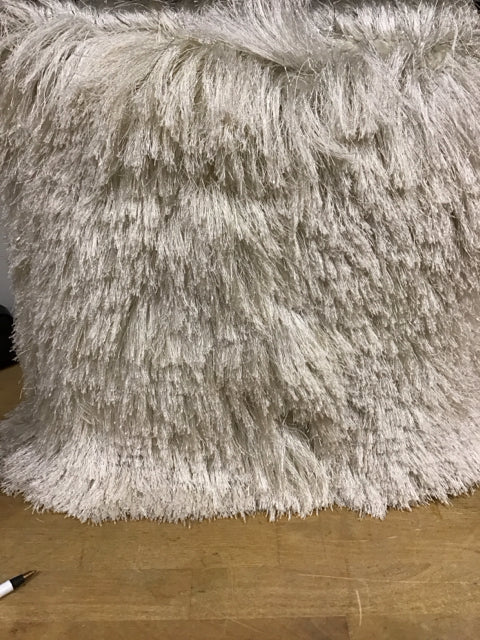 18" White Glitter String Shag Pillow