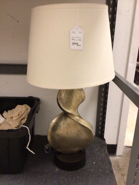 Gold Leaf Twist Base Lamp