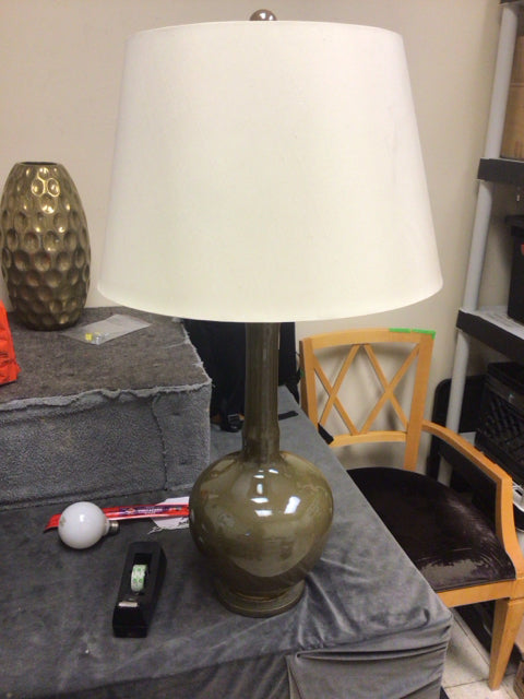 32" Ceramic Green Table Lamp W/Shade
