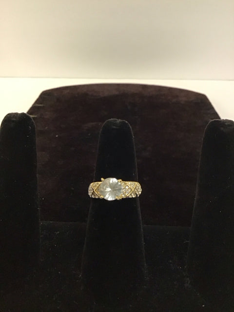 Gold Engagement Ring w/Round Crystal