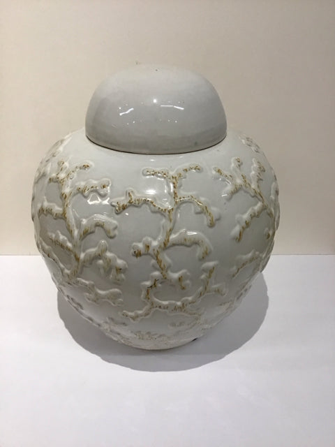 16"Rd White/Tan Sea Coral Ginger Jar w/Lid