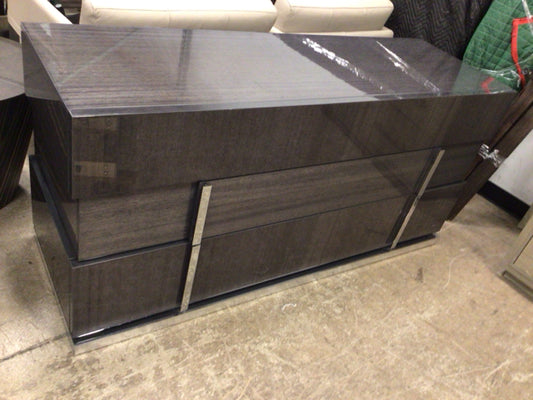 64" X 22" X 30" El Dorado Ava Dresser