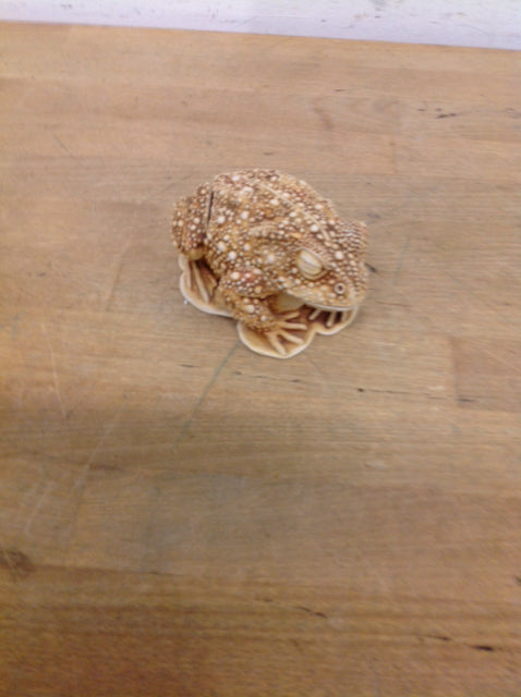 Resin Frog Trinket Box