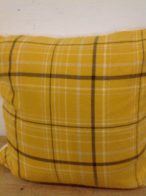 Pillow- 20" Dkny Yellow Plaid Fleece