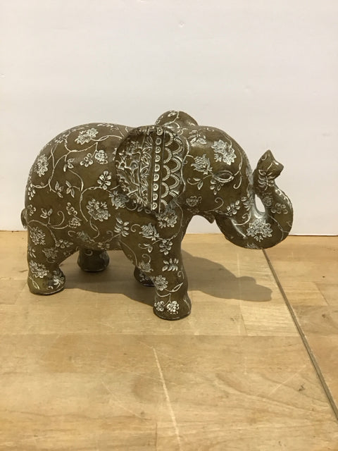 9" Carved Wooden Elephant