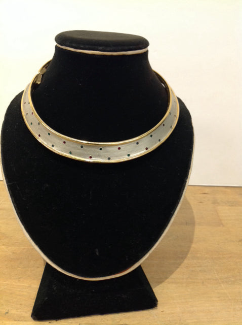 Silver Collar Necklace w/Rhinestones