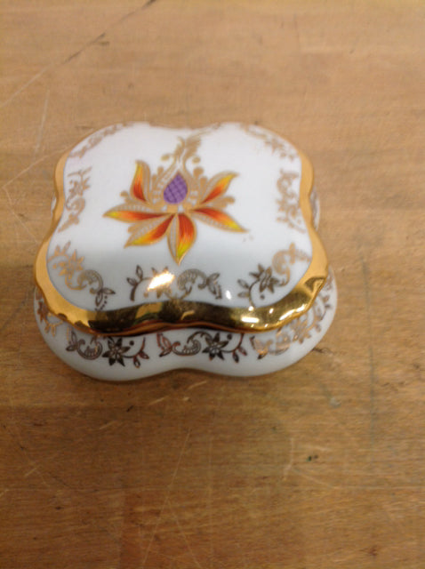 Gold Porcelian Trinket Box