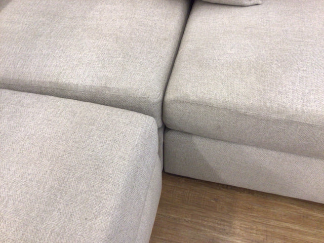 AS-IS Huntington House Fabric 4 PC Sectional(Light Soil)