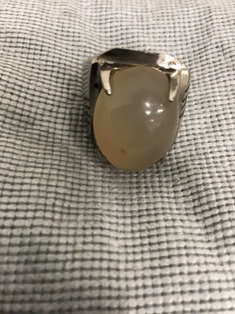 Silvertone W/Agate Like Stone Ring