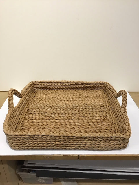 21"x18.5" Woven Tray w/Handles