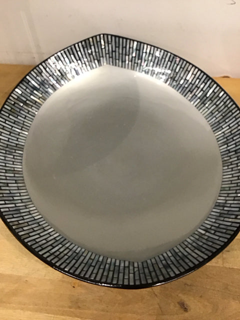 16"x14" Gray/Black MOP Mosaic Bowl