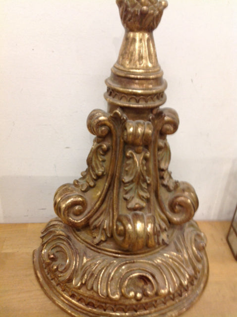 18" Ornate Gold Wall Sconce