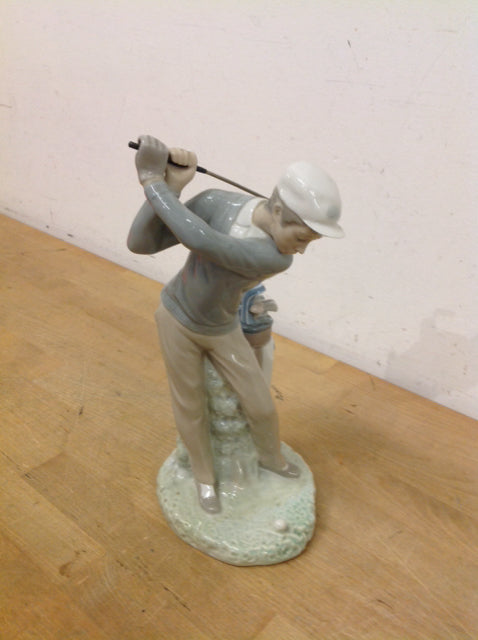 Lladro Golfer Statue