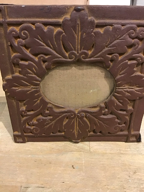 3"x2" Pottery Medallian Photo Frame