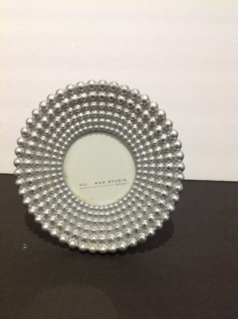 4x4 Round Silver Color Picture Frame