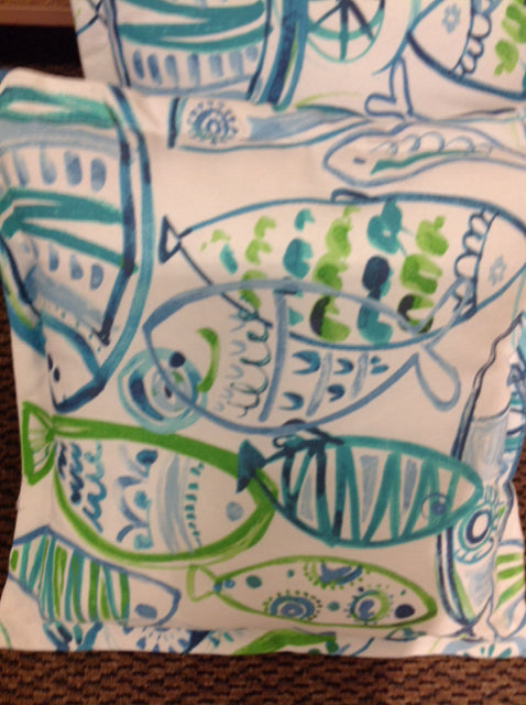 Pillow- 16" Outdoor Aqua Fish Print