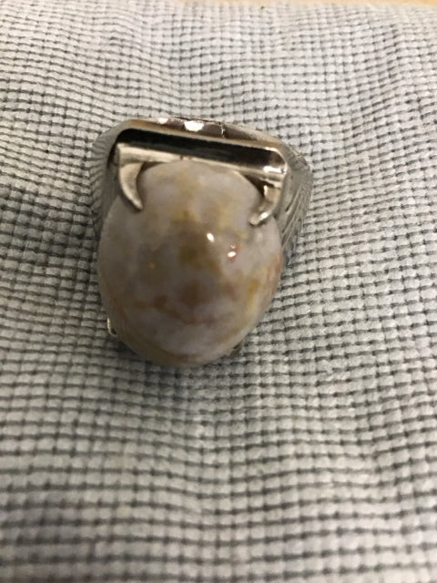 Silvertone W/Agate Like Stone Ring