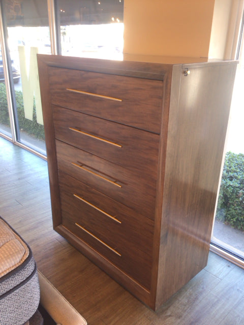 51.6875" X 40" X 21" Stanley Furniture Panavista Panorama Wood Five Drawer Chest