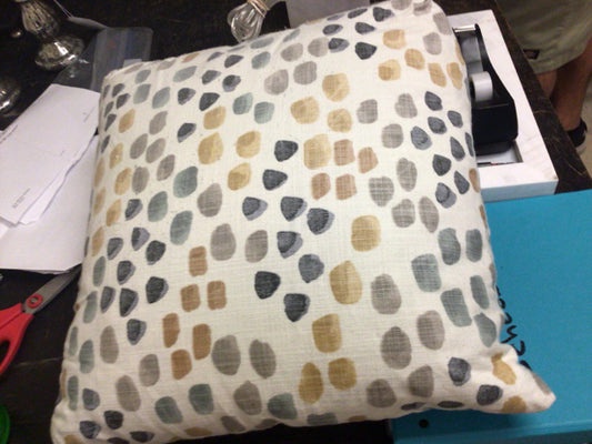 White Dot Pattern Pillow