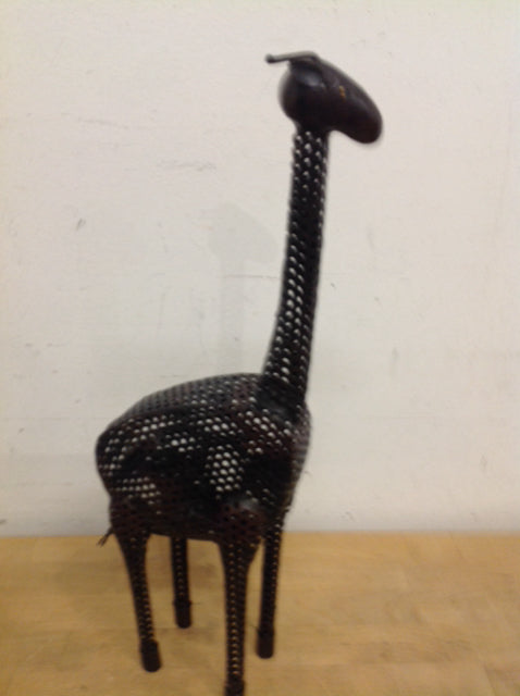 18" Metal Giraffe Statue