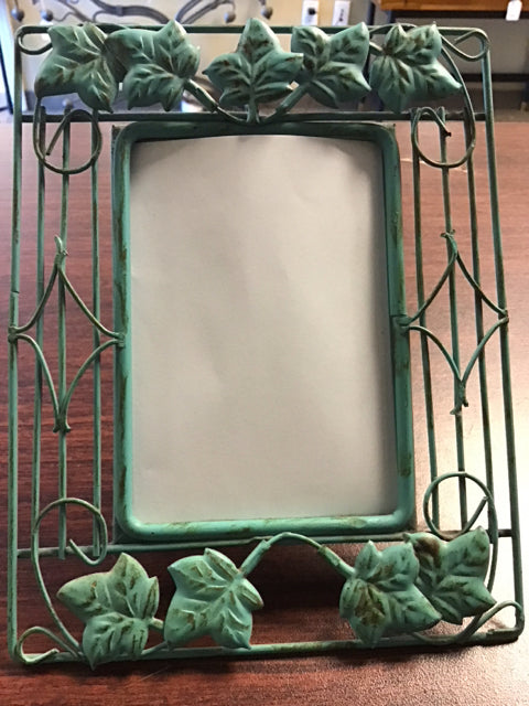 3"x5" Turquoise Metal Maple Leaf Photo Frame