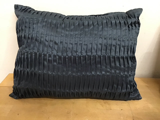 17"x11" Teal Lumbar Pillow