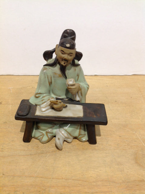 4.5" Mudman Scribe at Table