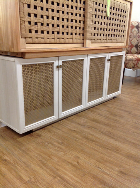 4 Door Weathered Console w/Metal Grates