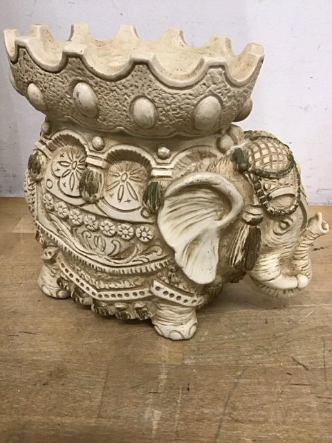 7.5x5" Elephant Howdah Seat Resin Statue