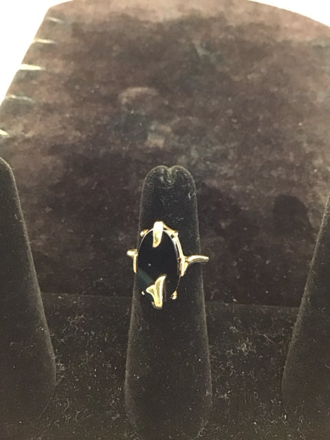 Vtg Gold Ring w/Black Stone
