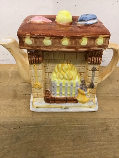 8"x5" Fireplace Ceramic Tea Pot