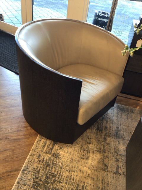Artefacto Leather & Wood Swivel Chair