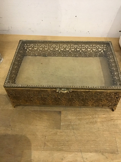 9"x6" Filigree Footed Gold Decorative Box