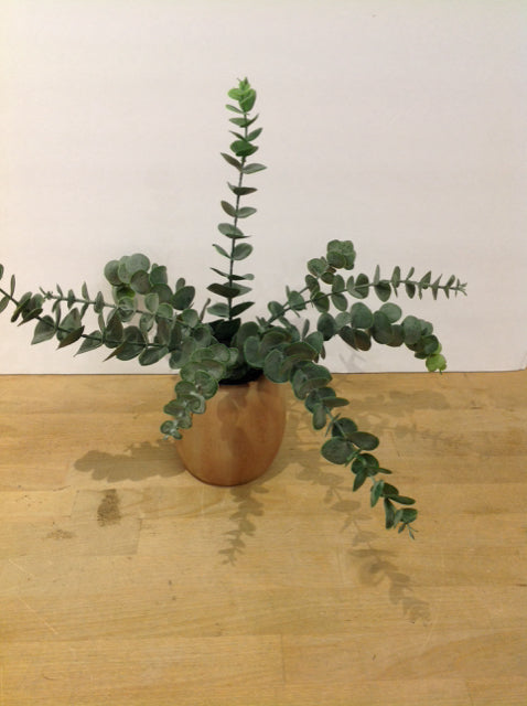 13" Wood Vase w/Artificial Leaves