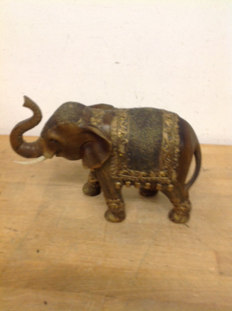 10" Orante Gold Elephant