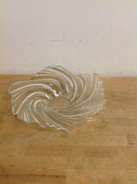 14" Swirled Glass Bowl