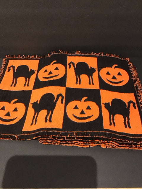 Set/6 Orange/Black Halloween Napkins
