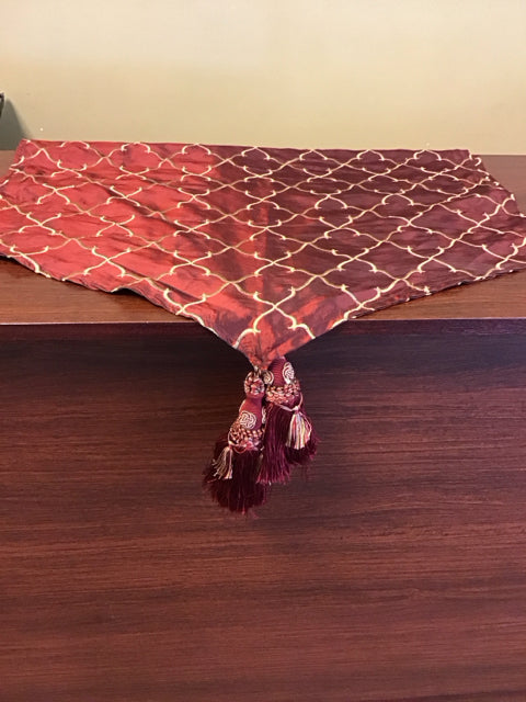 Gold & Burgandy Sateen Runner W/Tassles