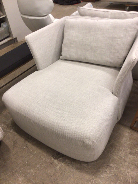 Artefacto Brant Flat Light Grey Lounge Chair